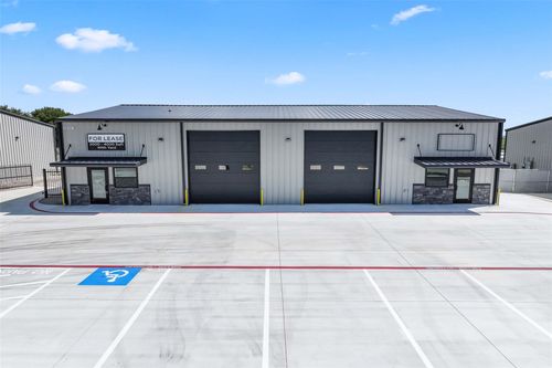 bldg-3-2036 Seaborn Rd, Ponder, TX, 76259 | Card Image