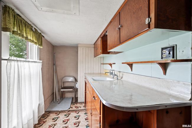 404 6 Th Ave, House other with 4 bedrooms, 2 bathrooms and null parking in Clarence IA | Image 34