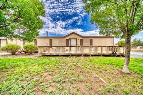 2050 Debbie Ct, Pahrump, NV, 89048-5323 | Card Image