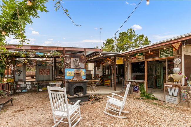 View of patio | Image 19