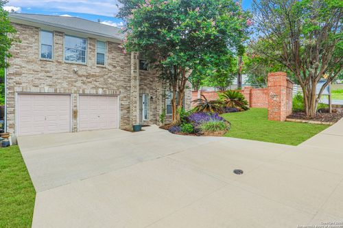 3002 Fall Way Dr, San Antonio, TX, 78247-3232 | Card Image