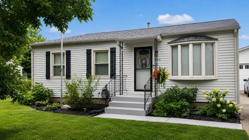 1312 Dakota Dr, Ottawa, IL, 61350-4608 | Card Image