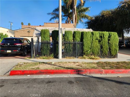 5421 Everett Ave, Maywood, CA, 90270-2023 | Card Image