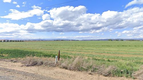 NKA Mcdonald Rd, Wapato, WA, 98951 | Card Image