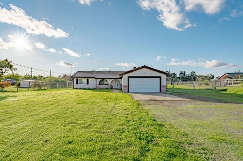 7823 Elwyn Ave, Elverta, CA, 95626-9203 | Card Image