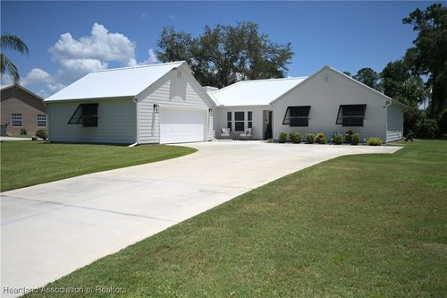 4626 Duffer Loop, SEBRING, FL, 33872-1621 | Card Image