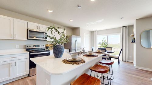 3615 Pershing Ln, Waukee, IA, 50263-3520 | Card Image
