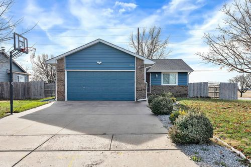 804 Sunrise Cir, Goddard, KS, 67052-8500 | Card Image