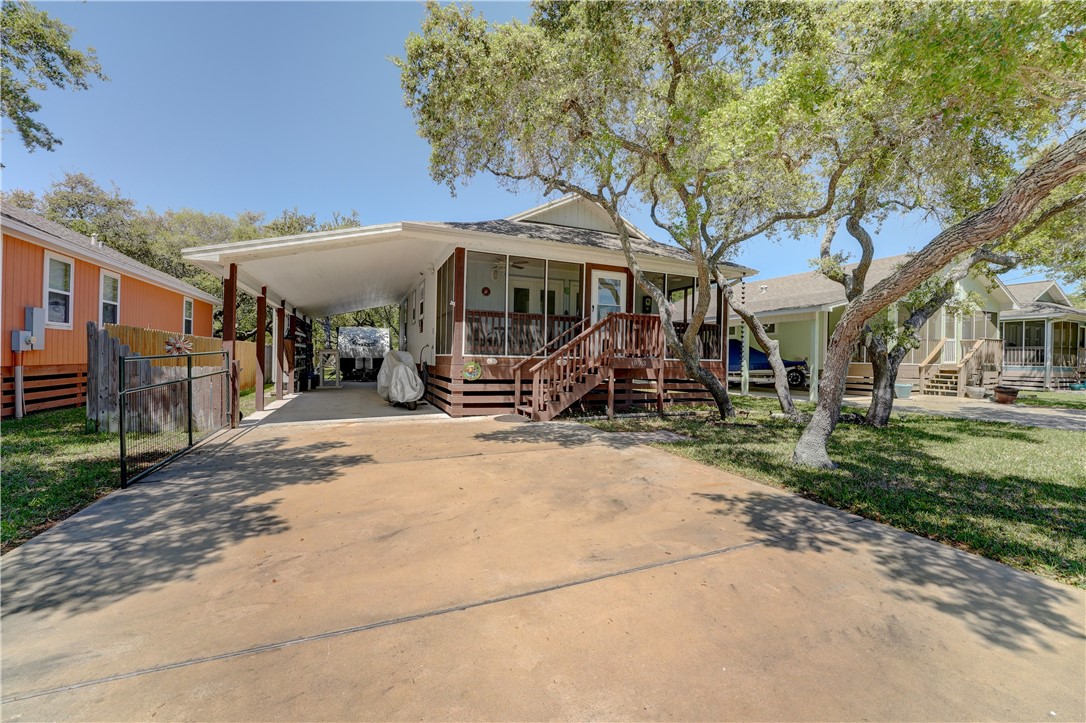 Fuqua St, Rockport, TX 78382