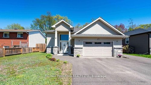 21A East St, Petawawa, ON, K8H2N7 | Card Image