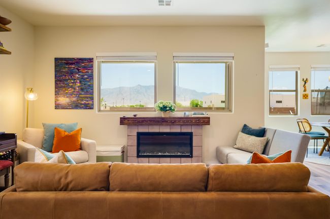 4381 Lauren Loop Ne, House other with 3 bedrooms, 3 bathrooms and null parking in Rio Rancho NM | Image 5
