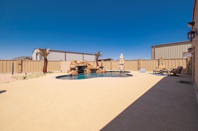 7113 E County Road 114, House other with 4 bedrooms, 4 bathrooms and 3 parking in Midland TX | Image 72