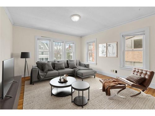 8-1909 Emerson Ave S, Minneapolis, MN, 55403-2918 | Card Image