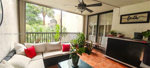 521b-2802 N 46 Ave, Hollywood, FL, 33021 | Card Image