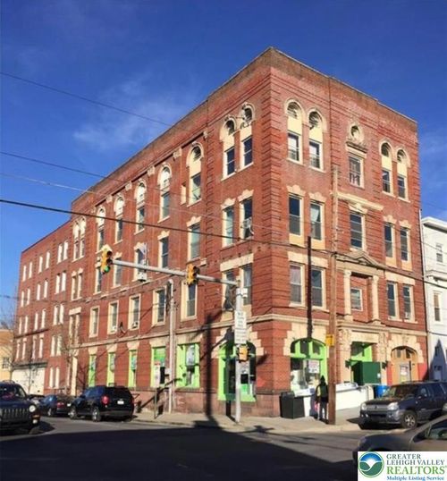 5c-402 Ridge Ave, Allentown, PA, 18102-5222 | Card Image