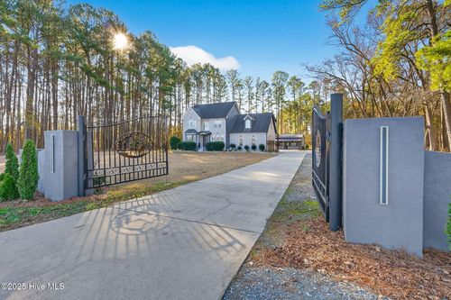 3486 Us Highway 70 E, Smithfield, NC, 27577-7142 | Card Image