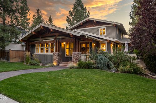2215 Nw High Lakes Loop, Bend, OR, 97703-6973 | Card Image