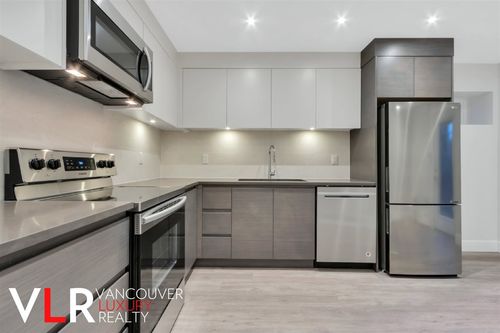 3656 Prince Edward Street, Vancouver, BC, V5V1R3 | Card Image