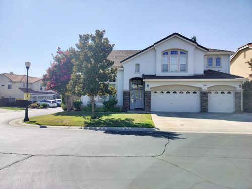 8880 Water Song Cir, Roseville, CA, 95747-7176 | Card Image