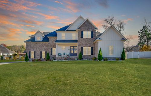 7819 Santos Dr, Murfreesboro, TN, 37129-1409 | Card Image