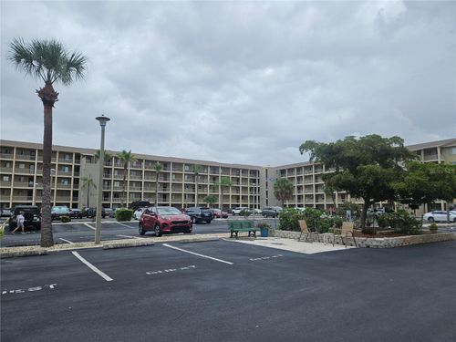 217-3592 Lake Bayshore Dr, Bradenton, FL, 34205-5174 | Card Image