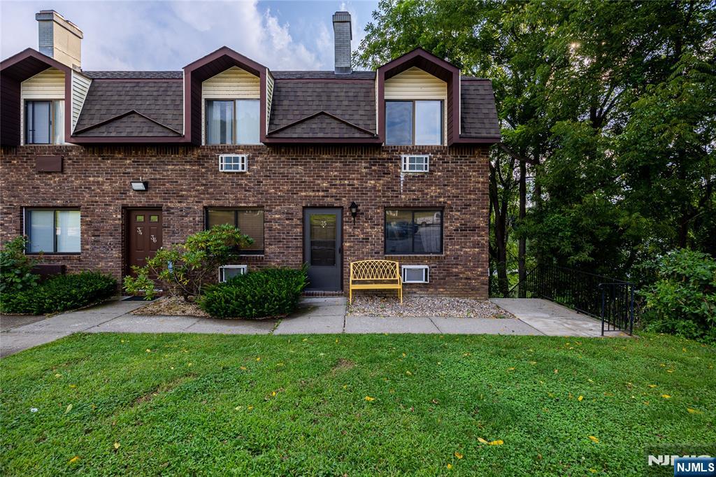 Residential in Vernon 3