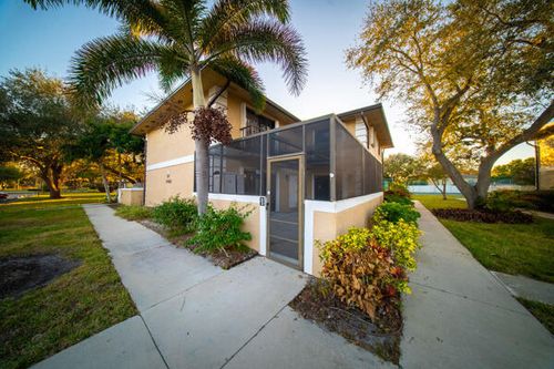 apt-31d-1482 N Lawnwood Cir, Fort Pierce, FL, 34950-4994 | Card Image