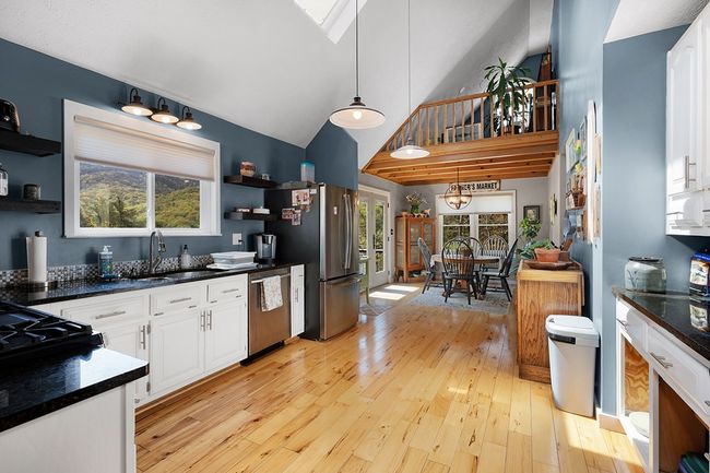 306 Pig Trl, Home with 6 bedrooms, 3 bathrooms and null parking in Cherry Log GA | Image 36