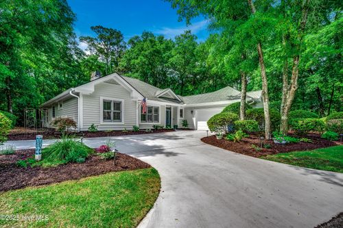 1204 Pine Valley Rd, North Myrtle Beach, SC, 29582-6840 | Card Image