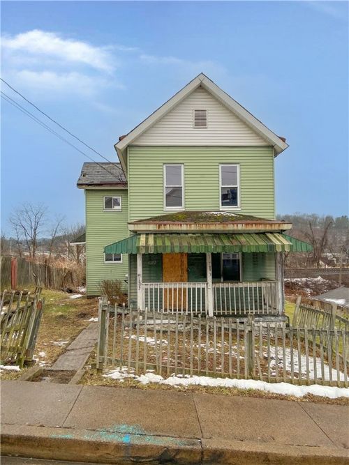 1022 Gaskill Ave, Jeannette, PA, 15644-3308 | Card Image