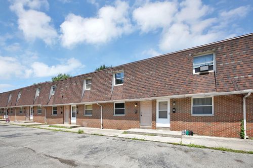 53 Neil St, Delaware, OH, 43015-2542 | Card Image