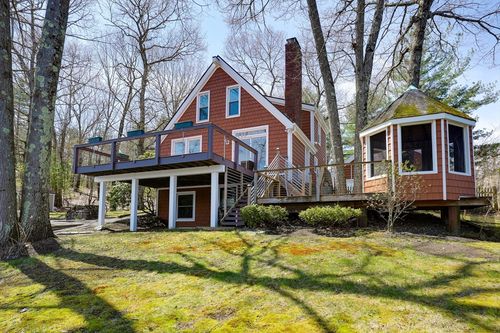 42 Sewall Dr, Shrewsbury, MA, 01545-1300 | Card Image