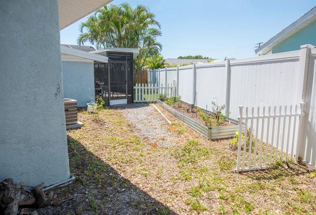 489 Fox Run Trl, House other with 3 bedrooms, 2 bathrooms and null parking in APOLLO BEACH FL | Image 34