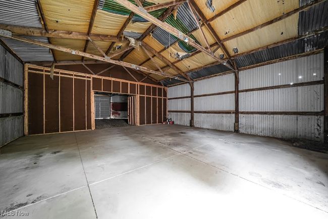 View of barn | Image 16