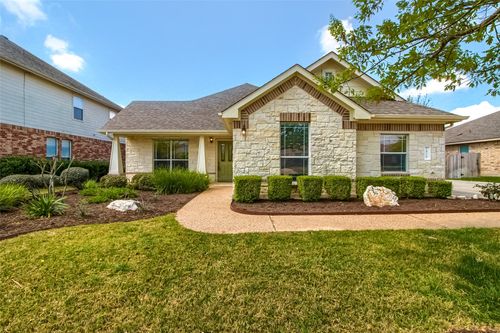 18720 Royal Pointe Dr, Pflugerville, TX, 78660-7493 | Card Image