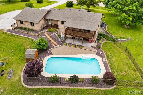 865 Troy Ofallon Rd, Troy, IL, 62294-2605 | Card Image
