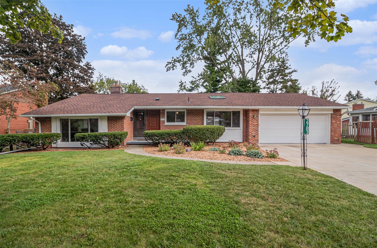 Manchester Rd, Ann Arbor, MI 48104