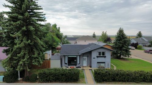 801 Clark Street, Acme, AB, T0M0A0 | Card Image