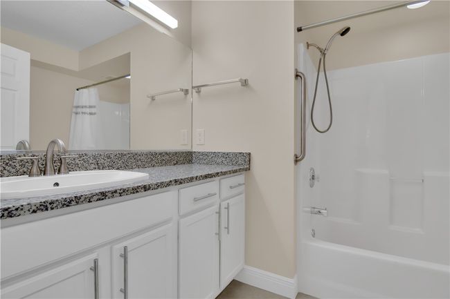 13-3 - 1914 Westminster Cir, House attached with 3 bedrooms, 2 bathrooms and null parking in VERO BEACH FL | Image 20