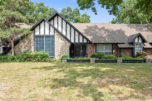 3155 E 58th Place, Tulsa, OK, 74105 | Card Image