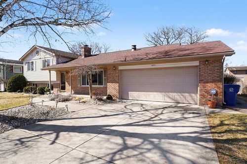 1401 Fromm Dr, Saginaw, MI, 48638-5427 | Card Image