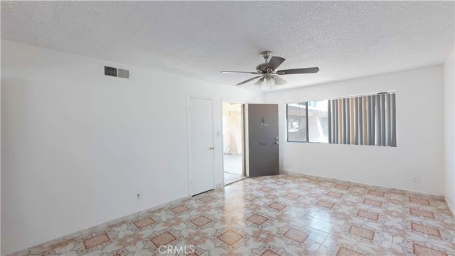 1723 Appleton Way, Condo with 2 bedrooms, 2 bathrooms and 2 parking in Pomona CA | Image 6