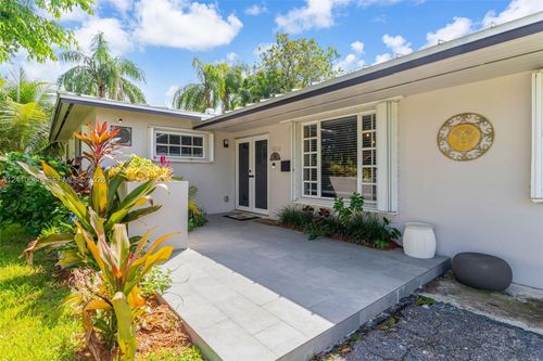 10110 Broad Channel Dr, Cutler Bay, FL, 33157-6965 | Card Image