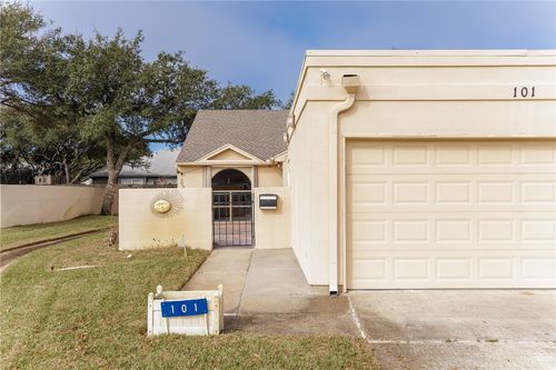 101 Santa Fe Drive, Rockport, TX, 78382 | Card Image