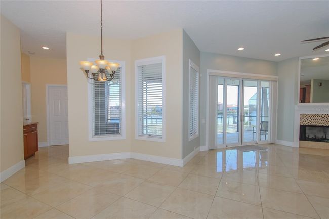 946 Allegro Ln, House other with 4 bedrooms, 3 bathrooms and null parking in APOLLO BEACH FL | Image 22
