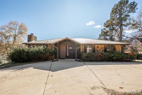 1008 Barton Rd, Doniphan, MO, 63935-1811 | Card Image