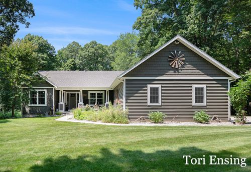 14371 Larsen Ave, Gowen, MI, 49326-9703 | Card Image