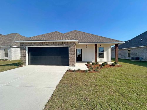 1409 Tina St, Thibodaux, LA, 70301-1401 | Card Image