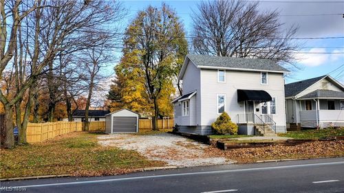 1867 Triplett Blvd, Akron, OH, 44312-2061 | Card Image