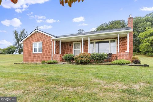 13140 Blairs Valley Rd, CLEAR SPRING, MD, 21722-1301 | Card Image